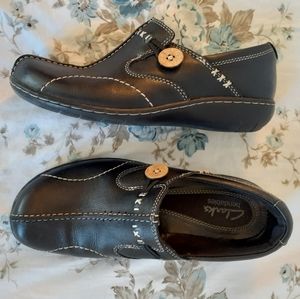 clarks button shoes